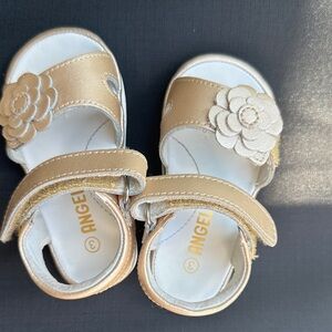 Angel Kids Sandals in Gold and White